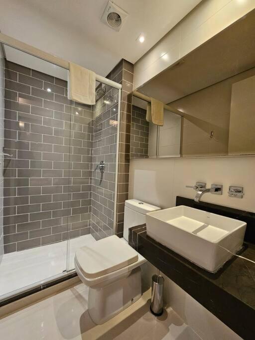 Studio Moderno Ap 32 Soho Life 库里提巴 外观 照片