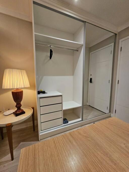 Studio Moderno Ap 32 Soho Life 库里提巴 外观 照片