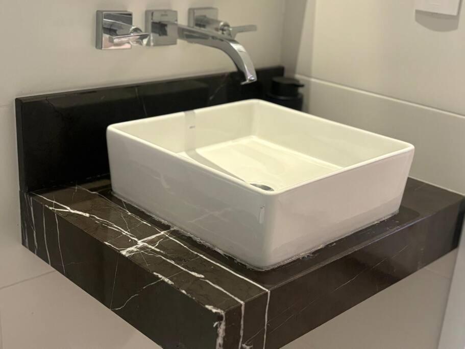 Studio Moderno Ap 32 Soho Life 库里提巴 外观 照片