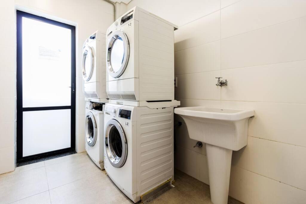 Studio Moderno Ap 32 Soho Life 库里提巴 外观 照片